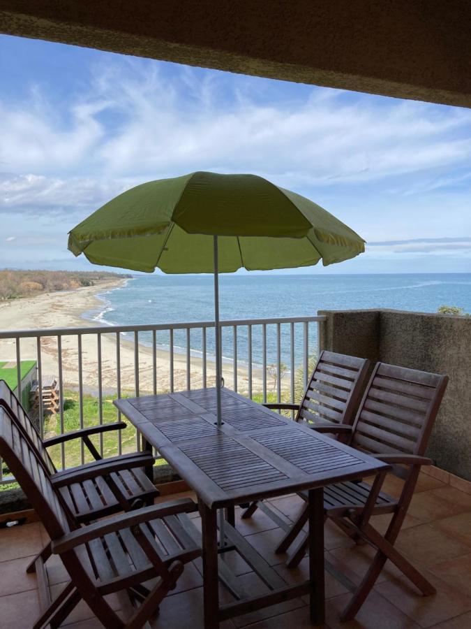 Punta Di Mare Aparthotel Linguizzetta Екстериор снимка