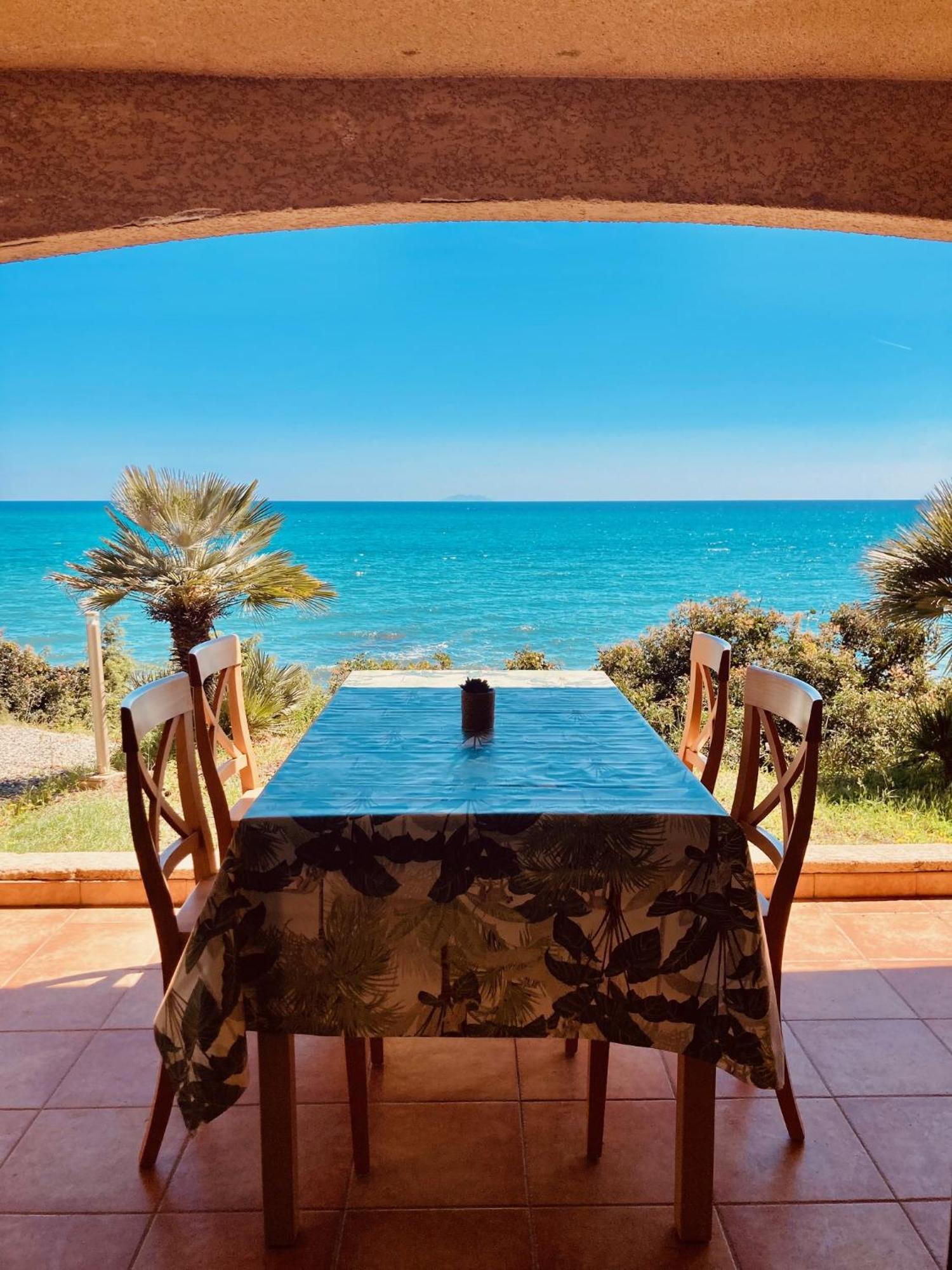 Punta Di Mare Aparthotel Linguizzetta Екстериор снимка